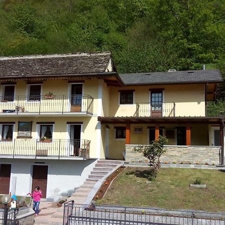 Cat Marvei Apartman Villadossola Kültér fotó