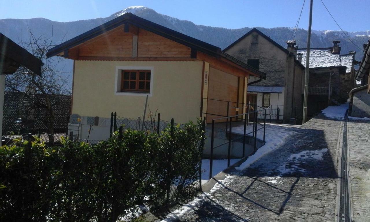 Cat Marvei Apartman Villadossola Kültér fotó