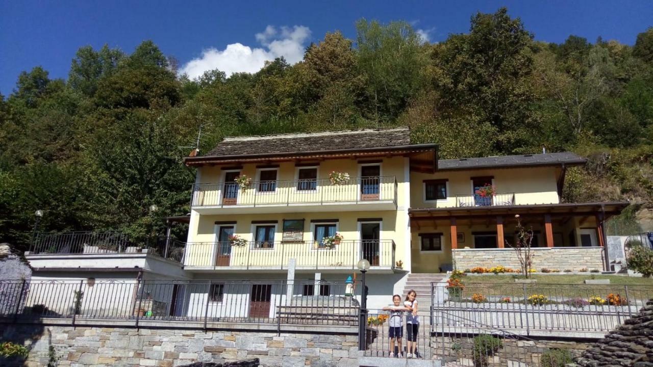 Cat Marvei Apartman Villadossola Kültér fotó